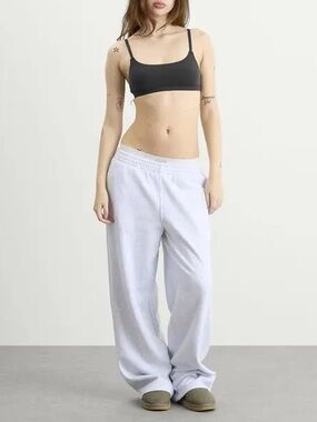 NWTS SKIMS COTTON FLEECE CLASSIC STRAIGHT LEG PANT in LIGHT HEATHER GREY